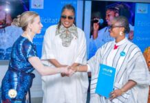 La chanteuse 𝗤𝘂𝗲𝗲𝗻 𝗥𝗶𝗺𝗮 𝗻𝗼𝗺𝗺é𝗲 𝗖𝗵𝗮𝗺𝗽𝗶𝗼𝗻𝗻𝗲 𝗡𝗮𝘁𝗶𝗼𝗻𝗮𝗹𝗲 𝗽𝗼𝘂𝗿 𝗹𝗮 𝗣𝗿𝗼𝘁𝗲𝗰𝘁𝗶𝗼𝗻 𝗱𝗲𝘀 𝗘𝗻𝗳𝗮𝗻𝘁𝘀 𝗲𝗻 𝗚𝘂𝗶𝗻é𝗲 .